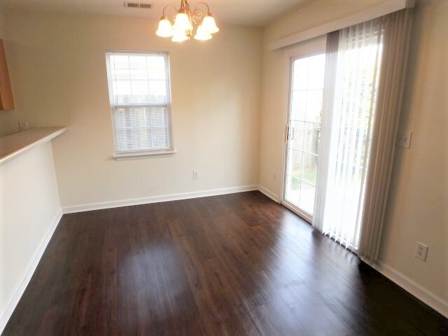 Building Photo - 1168 Amber Pines Dr