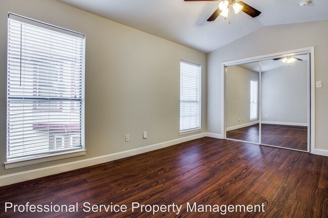 Building Photo - 5114 Bryan St