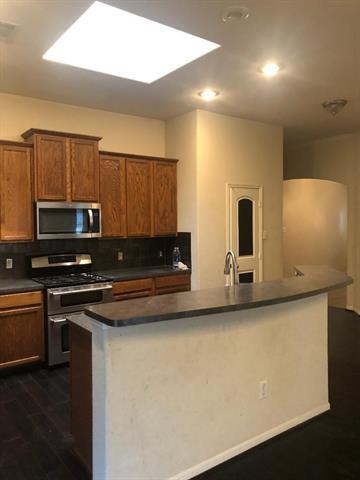 Building Photo - 1612 Mockingbird Dr