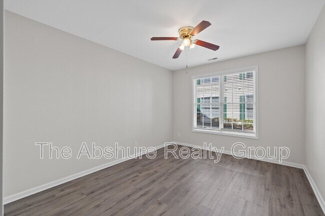 Building Photo - 1713 Kudrow Ln