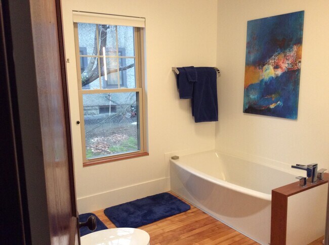 Second floor full bath room - 238 Fairview St