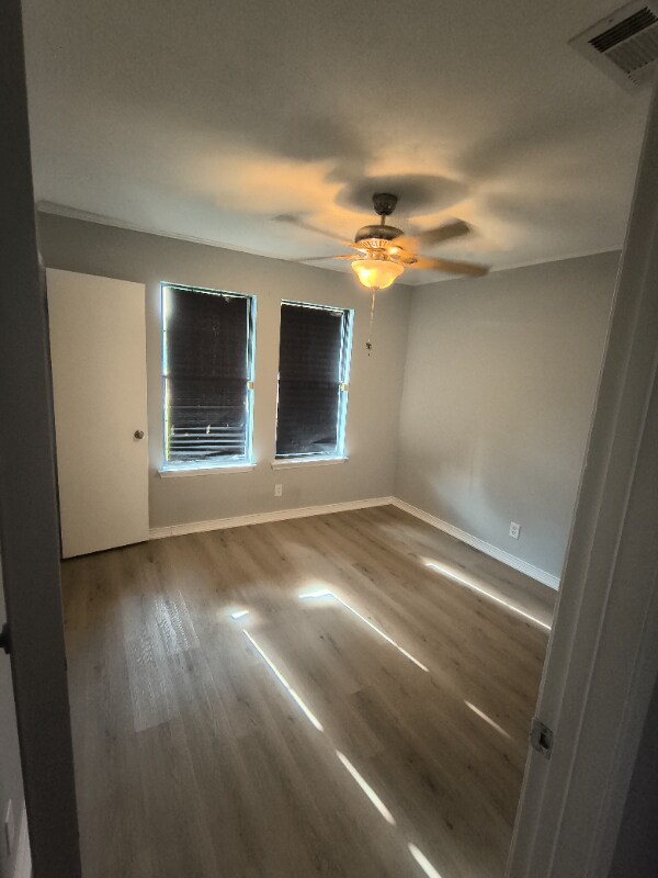 Building Photo - 3322 Tallwood Dr