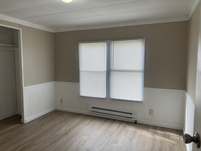 Building Photo - 2 BED, 2 BATH NEWLY REMOLDED MOBILE HOME IN PARK LOCATED IN EAGLE SPRINGS