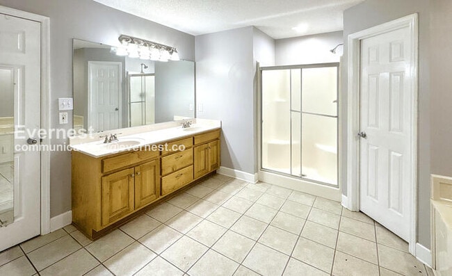 Building Photo - 115 Nasa Way