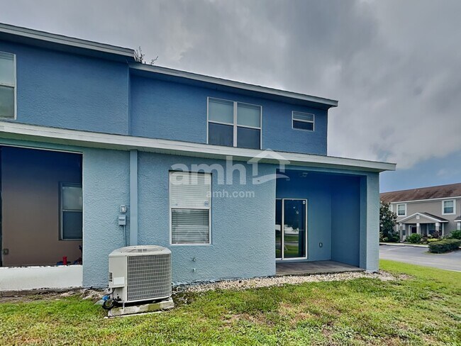 Building Photo - 1580 Blue Magnolia Rd