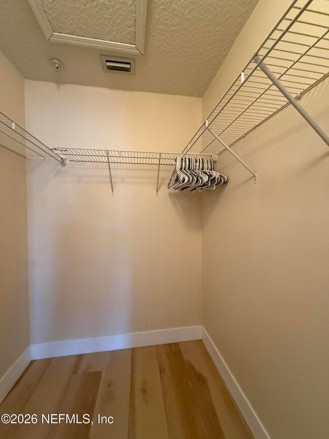 Building Photo - 2564 Golden Lake Loop