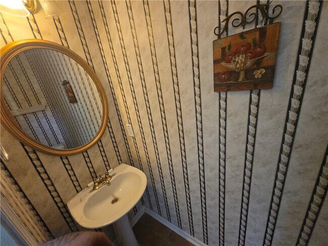 Building Photo - 1822 Chasewood Park Dr