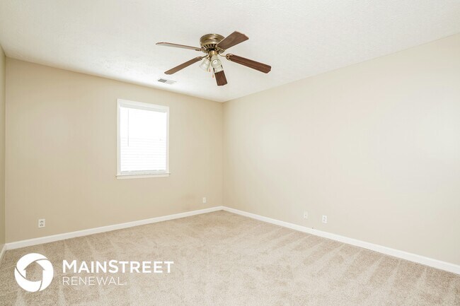 Building Photo - 3508 Lake Towne Dr