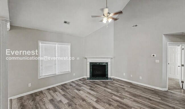 Building Photo - 2901 Old Well Ln