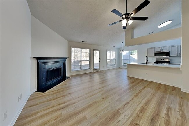 Building Photo - 3616 Hollyhock Way NW