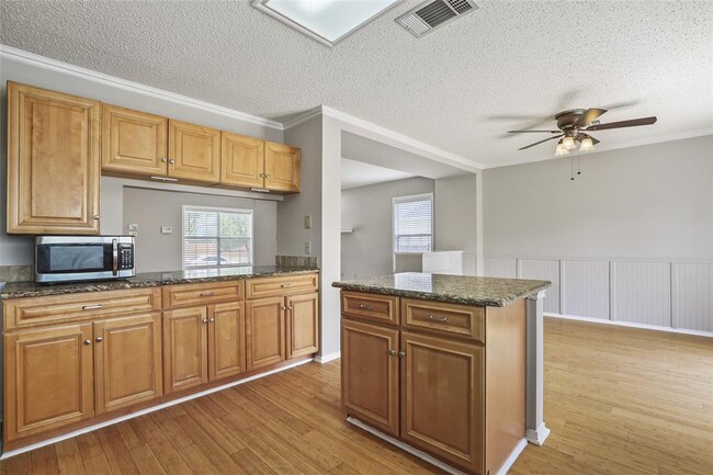 Building Photo - 3706 Blue Cat Way