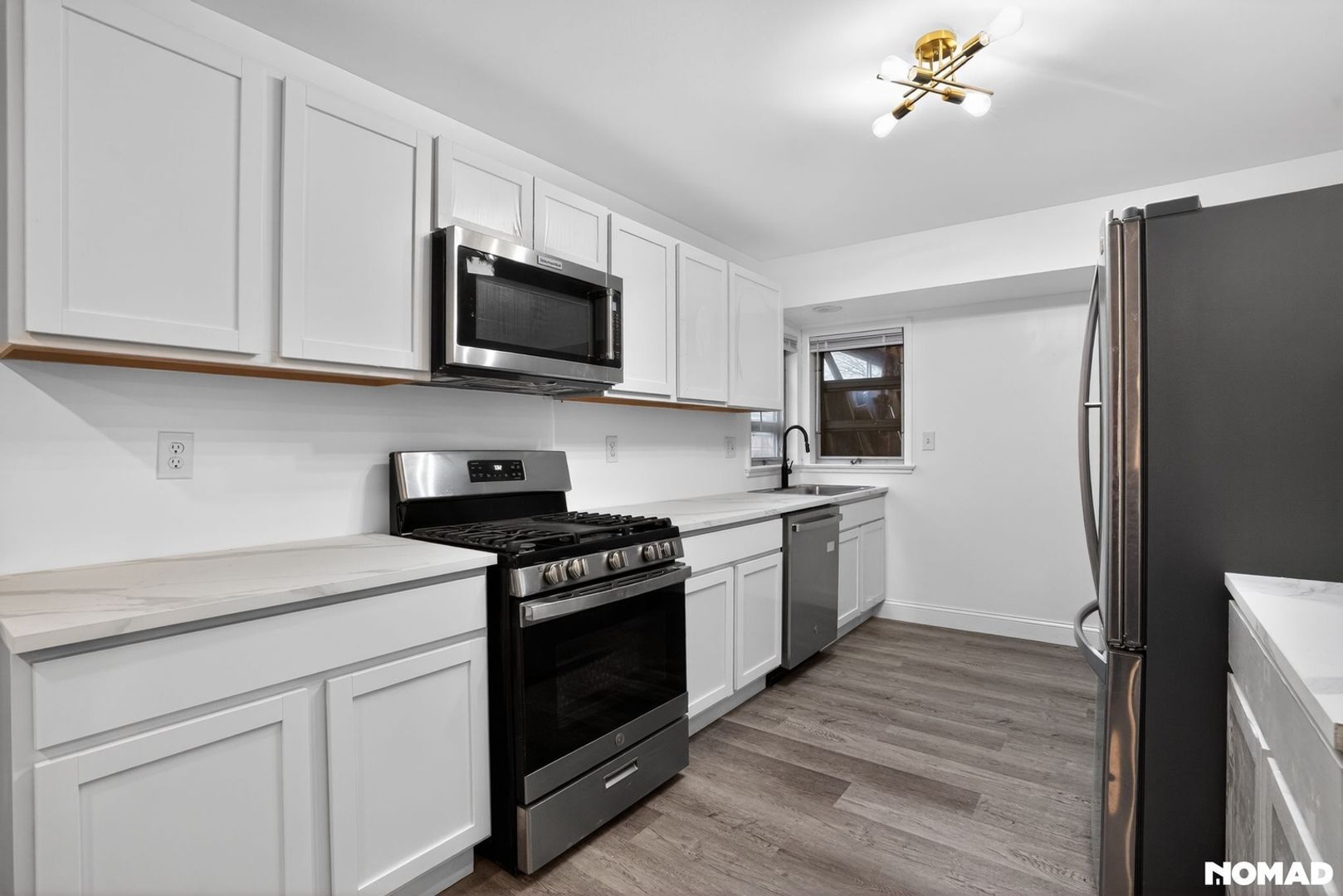 Building Photo - 6502 Parkway Ct