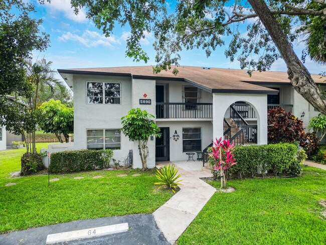 Building Photo - 5890 Sugar Palm Ct