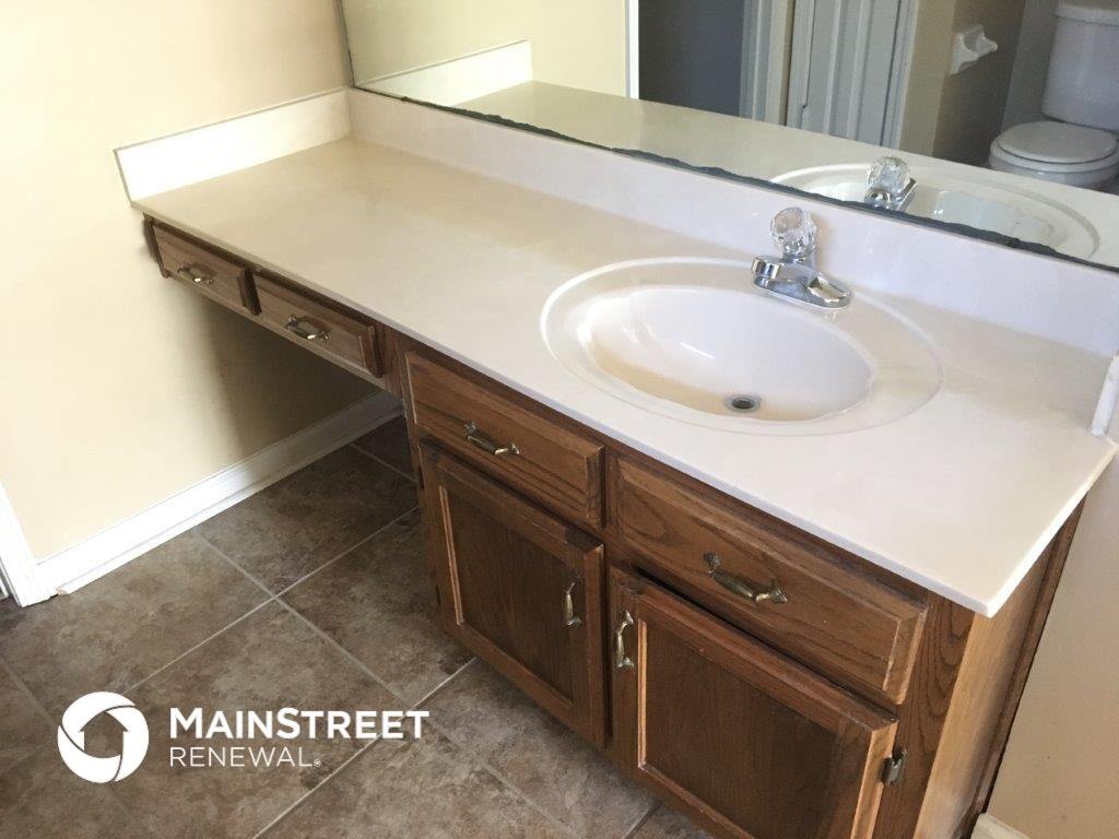 Building Photo - 8538 Highland Glen Cir N