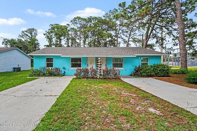 Building Photo - 302 Palm Ave
