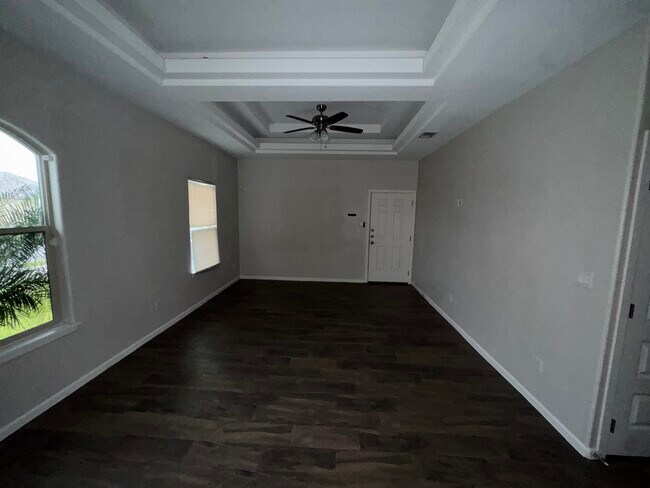 Building Photo - 2005 Jackson St