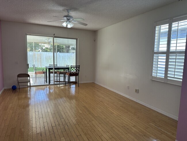 Building Photo - 14644 Kristenright Ln