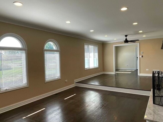 Building Photo - 406 S Lauder Ln