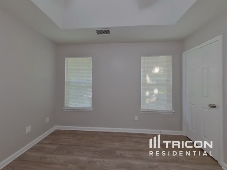 Building Photo - 6009 Brick Landing Dr