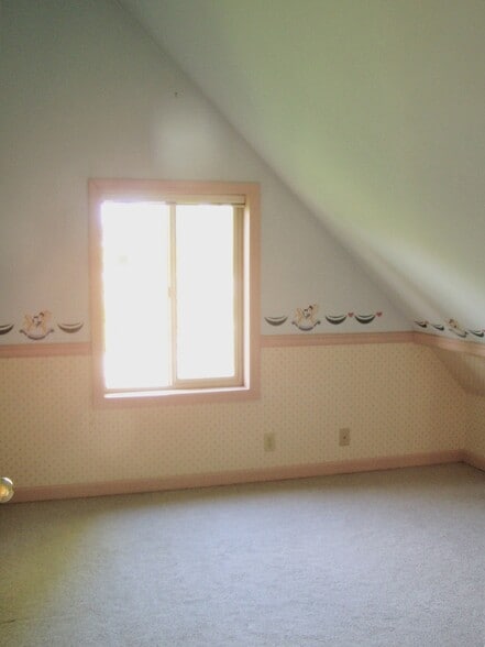 bedrooom up - 1548 Panorama Dr