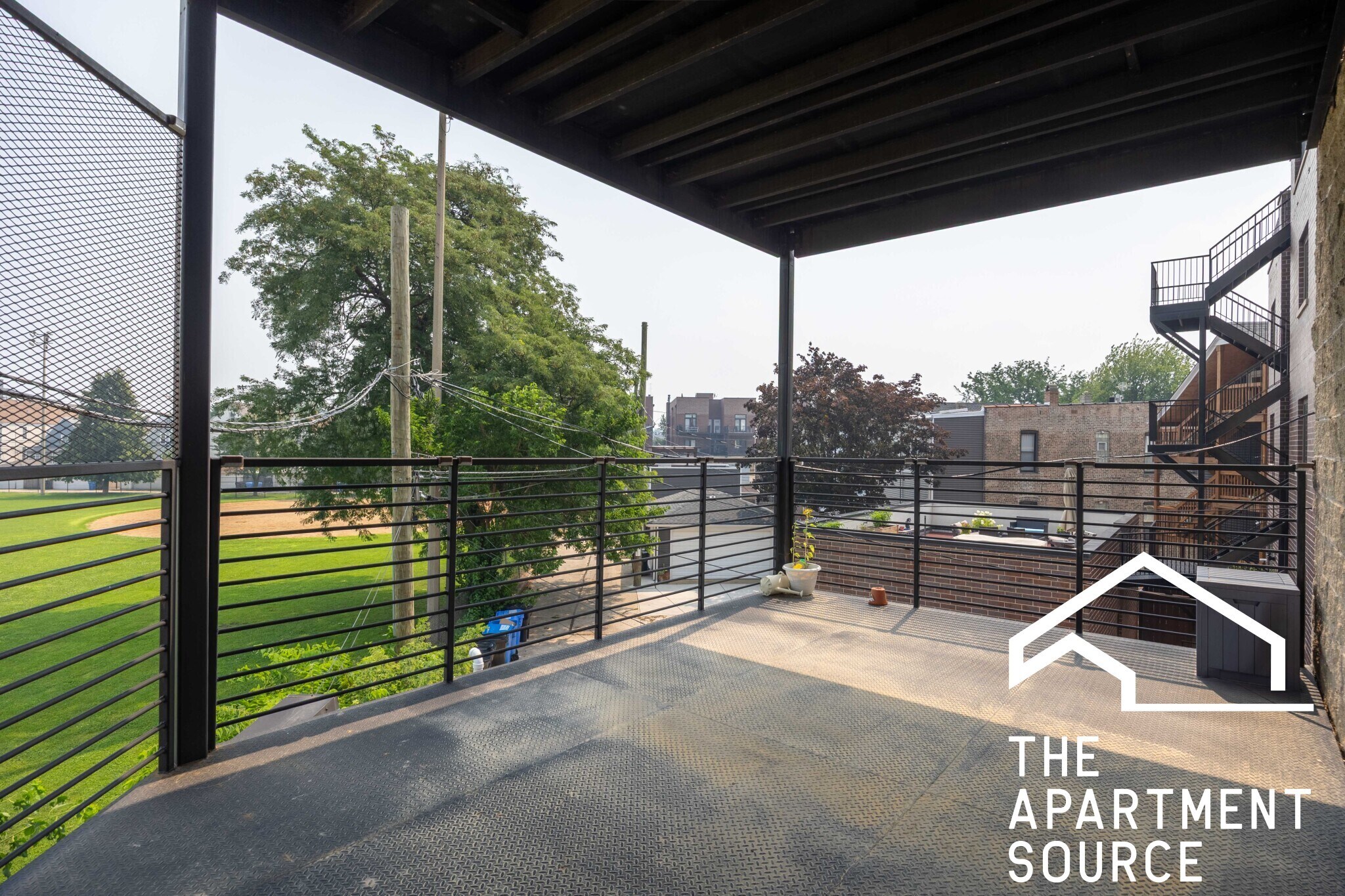 Building Photo - 3255 N Elston Ave