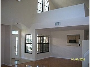 Primary Photo - 2 bedroom 2 bath Townhome in Naples