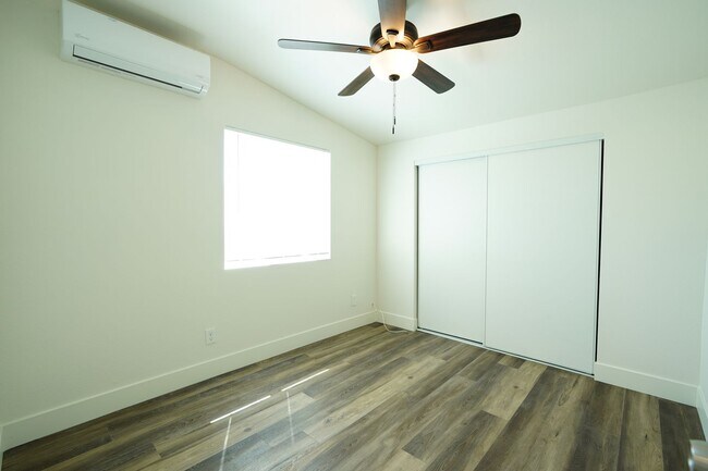 Building Photo - 241 E Etiwanda Ave