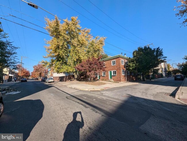 Building Photo - 2020 W Norris St
