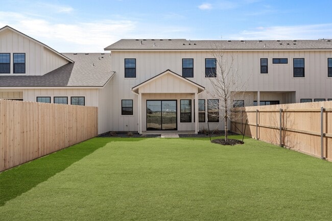 Building Photo - 6718 Abode Ave