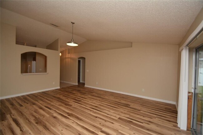 Building Photo - 44 Pine Hurst Ln