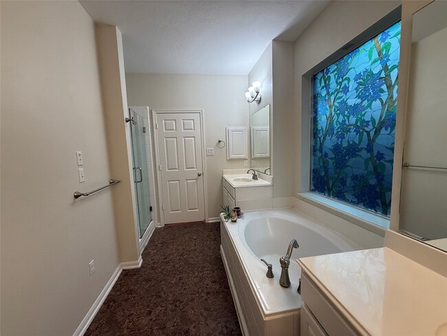 Building Photo - 12919 Deer Cove Ln