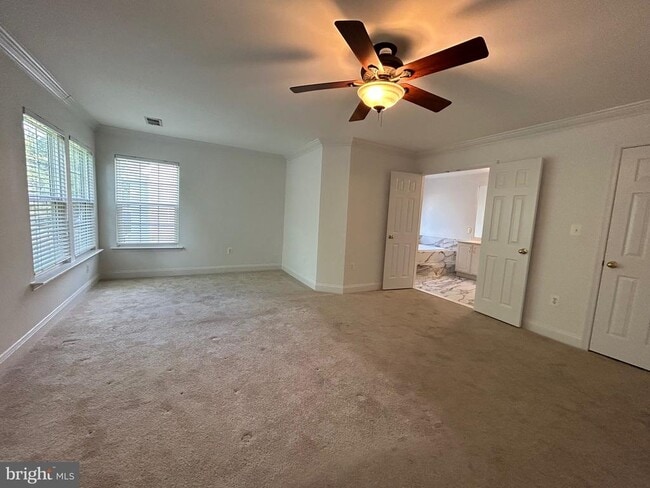 Building Photo - 46728 Hollow Mountain Pl