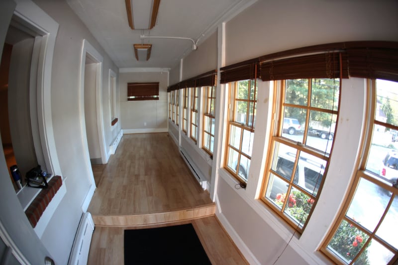 Building Photo - 1081 Creek Rd