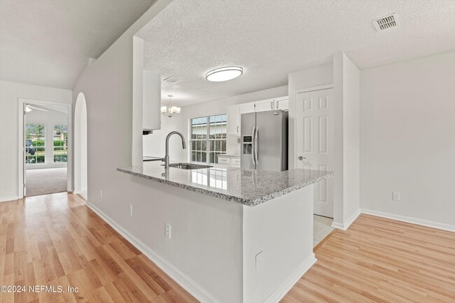 Building Photo - 12756 Bentwater Dr