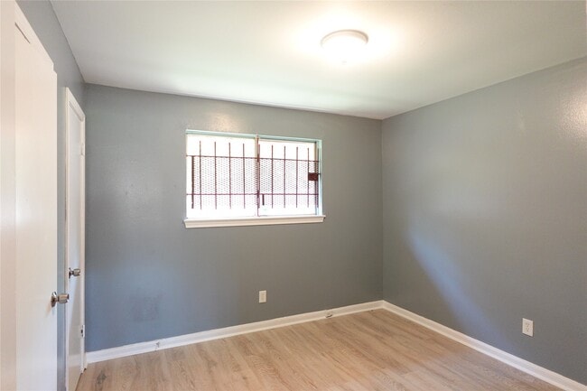 Building Photo - 10642 Wolbrook St