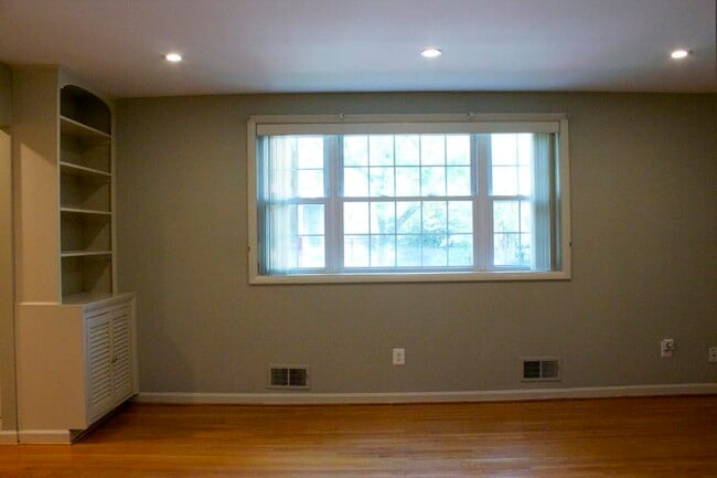 Building Photo - 5120 41st St NW