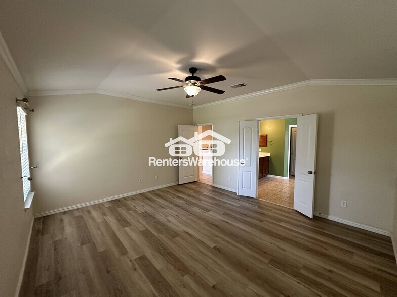 Building Photo - 155 Birdwell Ln