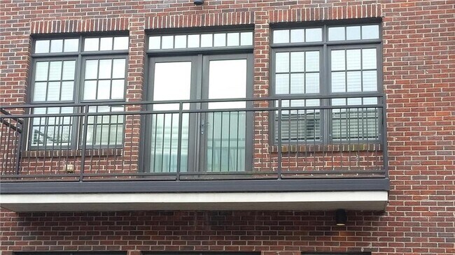 Building Photo - 1300 DeKalb Ave NE