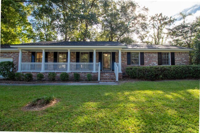 Building Photo - 2320 Wofford Rd