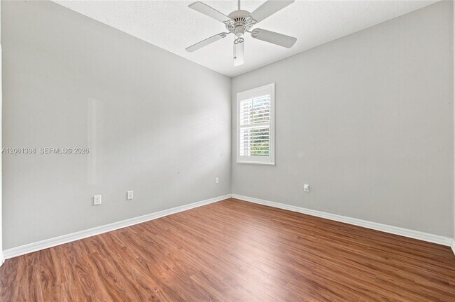 Building Photo - 4025 Chablis St SW