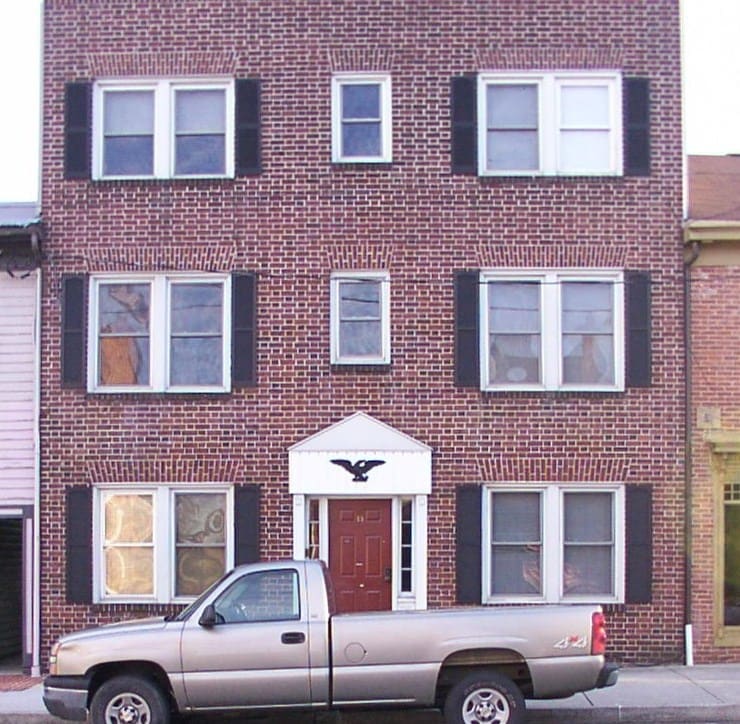 Building Photo - 69 W Main St