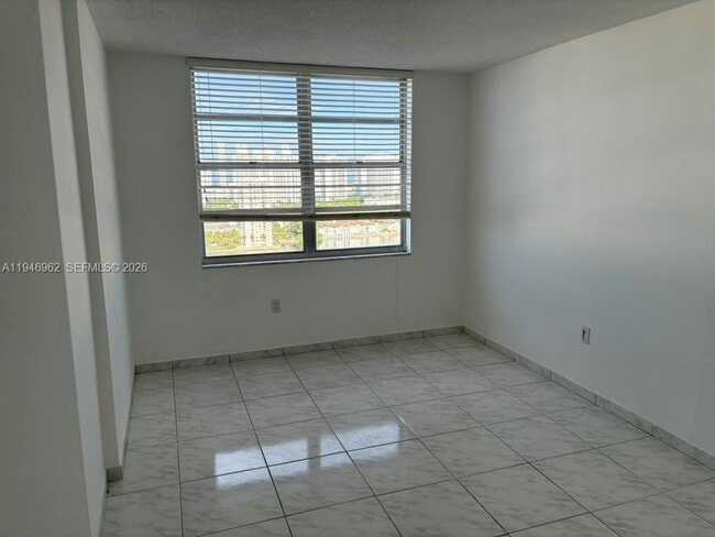 Building Photo - 2750 NE 183rd St