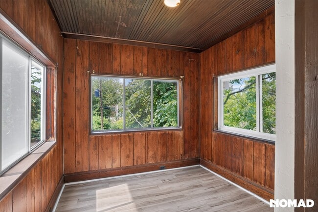 Building Photo - 4946-4948-4948 Cote Brilliante Ave