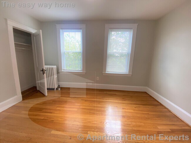 Building Photo - 156-158 Summer St Unit #414
