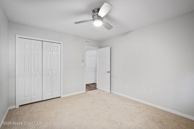 Building Photo - 1600 Woodland Dr