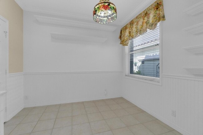 Building Photo - 10664 Royal Caribbean Cir