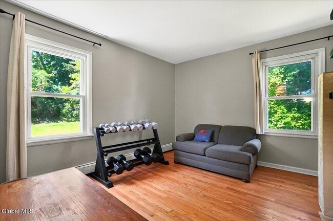 Building Photo - 4 Willey St