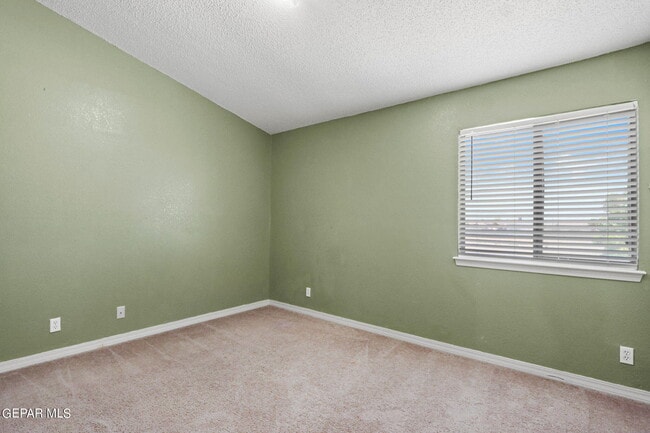 Building Photo - 3008 Tierra Cuervo Dr