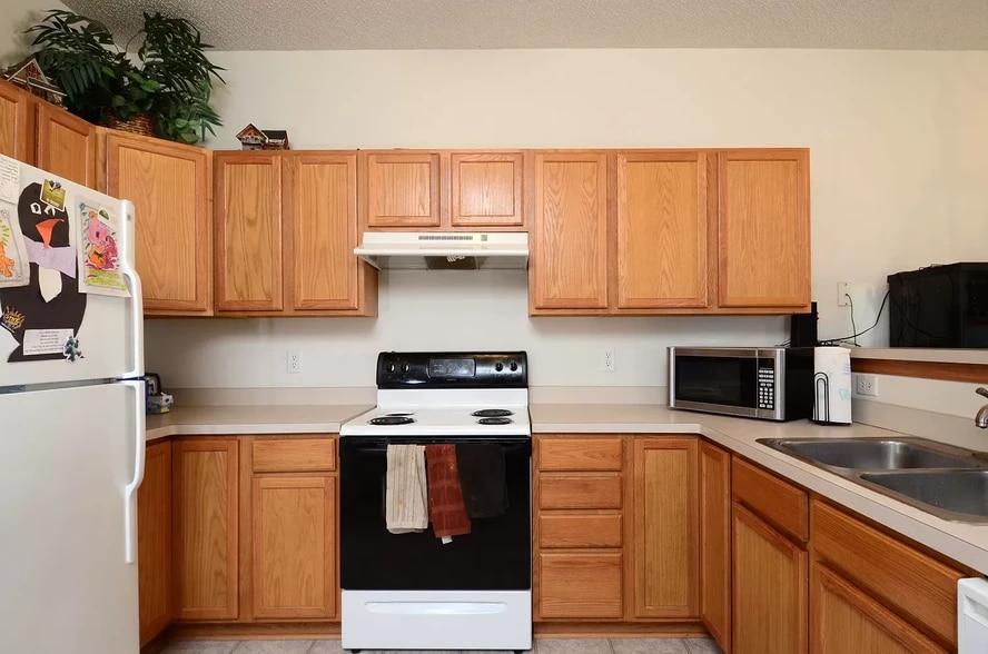 Building Photo - 672 Cobblestone Way