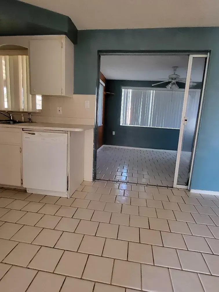 Hallway Kitchen - 1440 Brixton Ln